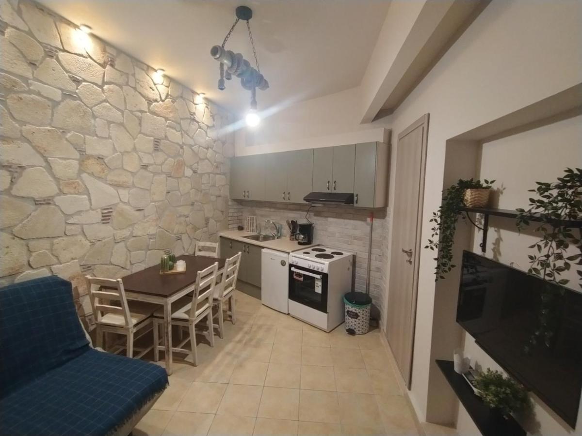 Appartement Sofias Cute House à Thessalonique Extérieur photo
